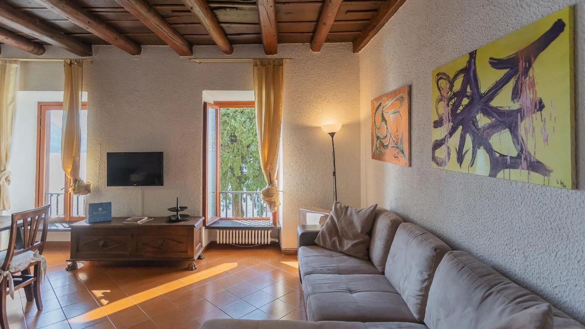 Front Lake Apartment With Private Funicular By Rent All Como İtalya